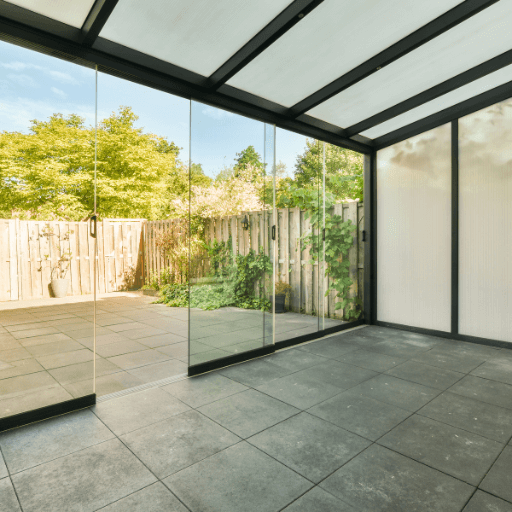 Luxury Glass Garden Rooms (1)